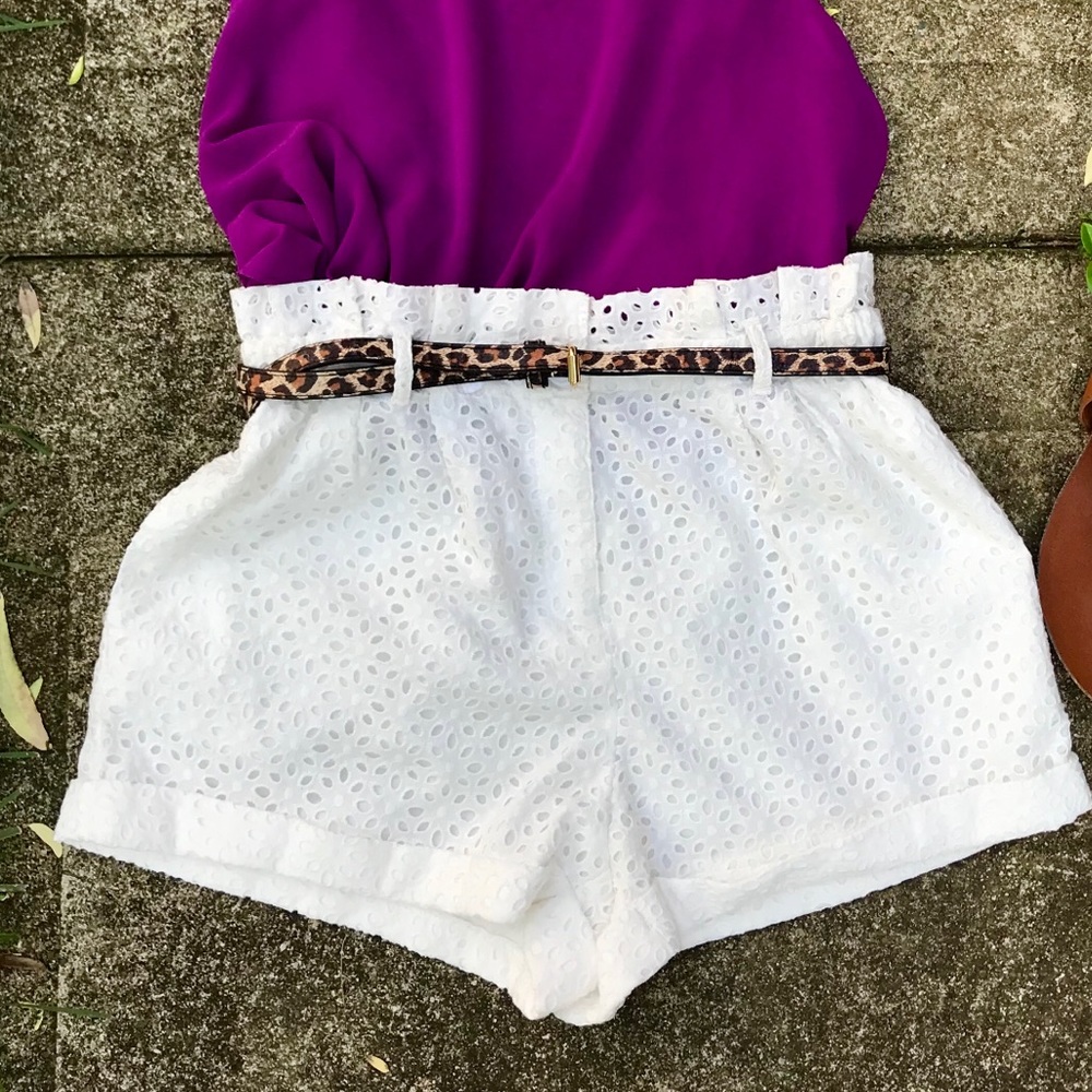 Urban Outfitters • White Seersucker Shorts • Med